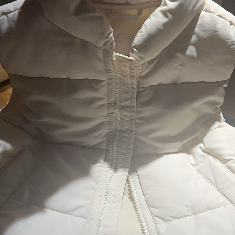 Zara Beige Beige toddler vest size 18-24 months